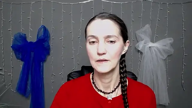 TayaFinch online show from December 5, 2025, 7:17 am