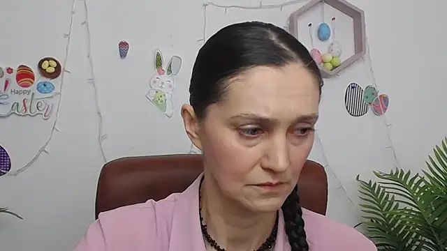 TayaFinch online show from April 6, 2026, 12:17 pm