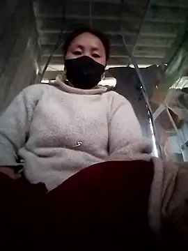 Snapshot of Emmyly_123 chatting on January 17, 2026, 11:52 pm Emmyly 123 online show from January 17, 2026, 11:52 pm