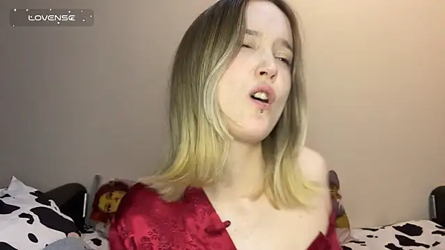 SoftcoreAlly online show from November 3, 2025, 2:40 pm