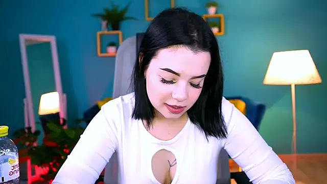 Snapshot of leslierowe_ chatting on October 4, 2025, 8:07 pm leslierowe  online show from October 4, 2025, 8:07 pm