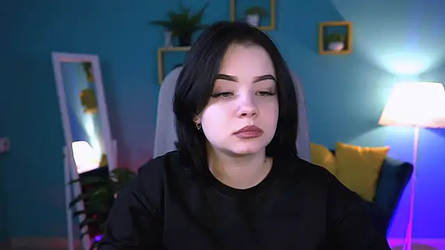 Snapshot of leslierowe_ chatting on October 16, 2025, 4:19 pm leslierowe  online show from October 16, 2025, 4:19 pm