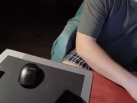 Snapshot of insomnia_llko1998 chatting on October 25, 2025, 1:02 am insomnia llko1998 online show from October 25, 2025, 1:02 am