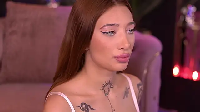 SiennaJayden online show from April 11, 2026, 7:24 am