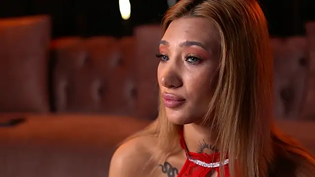 SiennaJayden online show from May 23, 2026, 7:35 am