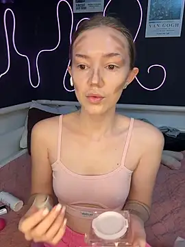 MilaMoone online show from February 20, 2026, 11:22 am