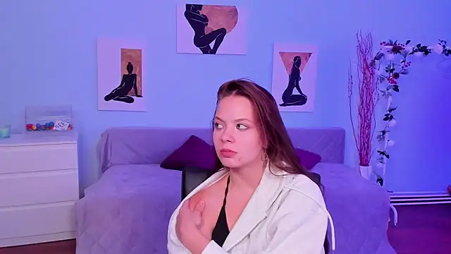 Snapshot of BetsyKiss chatting on September 19, 2025, 7:32 am BetsyKiss online show from September 19, 2025, 7:32 am