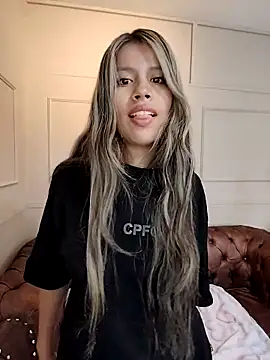 Snapshot of EMILIIA_RICHTER__ chatting on October 5, 2025, 11:30 am EMILIIA RICHTER online show from October 5, 2025, 11:30 am