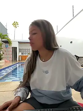 Snapshot of EMILIIA_RICHTER__ chatting on October 12, 2025, 11:31 am EMILIIA RICHTER online show from October 12, 2025, 11:31 am