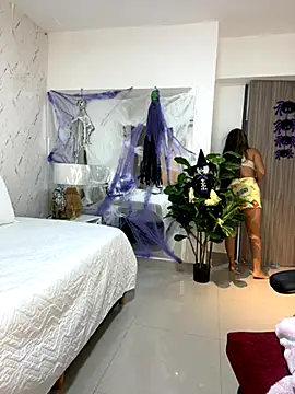 Snapshot of EMILIIA_RICHTER__ chatting on October 19, 2025, 11:22 am EMILIIA RICHTER online show from October 19, 2025, 11:22 am