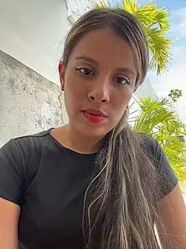 Snapshot of EMILIIA_RICHTER__ chatting on November 8, 2025, 6:51 pm EMILIIA RICHTER online show from November 8, 2025, 6:51 pm