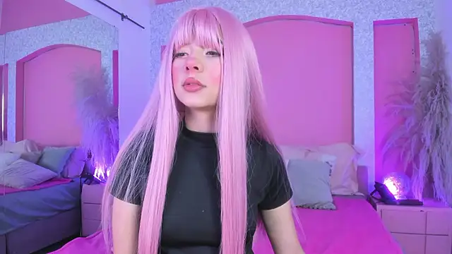 Peytonn Monroe online show from February 4, 2026, 12:11 pm