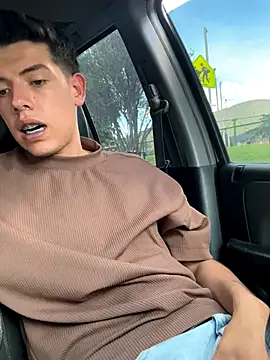 mattebret11 online show from September 22, 2025, 6:54 pm