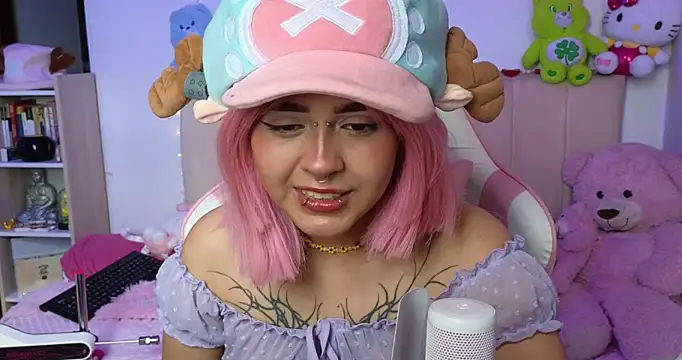 NekoWaifu online show from February 21, 2026, 1:56 pm