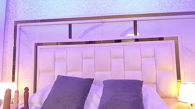 paulina cano online show from November 30, 2025, 7:18 pm