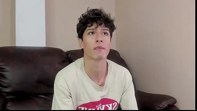 Xam Collen online show from December 2, 2025, 3:40 pm