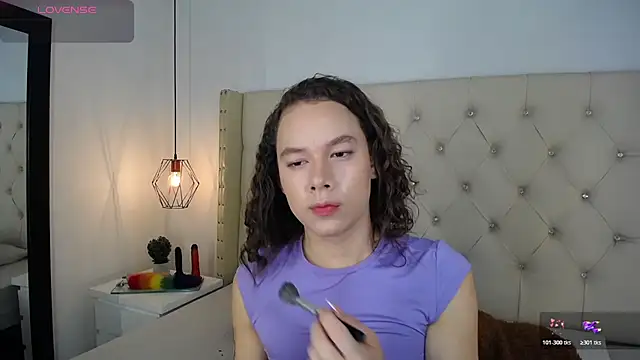 bycandy  online show from November 17, 2025, 12:11 pm