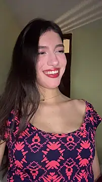 Snapshot of Emily-hottson chatting on February 12, 2026, 6:08 am Emily-hottson online show from February 12, 2026, 6:08 am