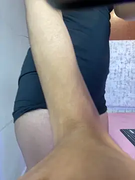 Snapshot of Ambersfoxx chatting on October 18, 2025, 11:44 am Ambersfoxx online show from October 18, 2025, 11:44 am