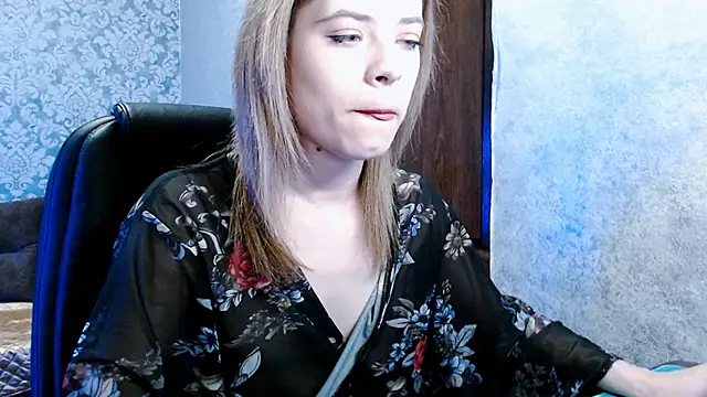 Kate  Loves online show from March 14, 2026, 7:41 pm