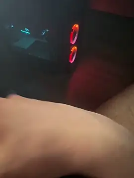 jstntz online show from April 5, 2026, 10:07 pm