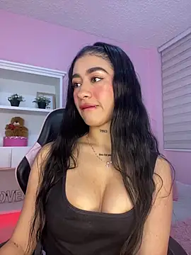 camila1 torres  online show from May 11, 2026, 7:33 pm