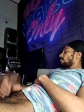 Mikaaa97 online show from February 19, 2026, 3:24 am