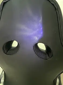 Isa klein online show from December 20, 2025, 10:39 pm