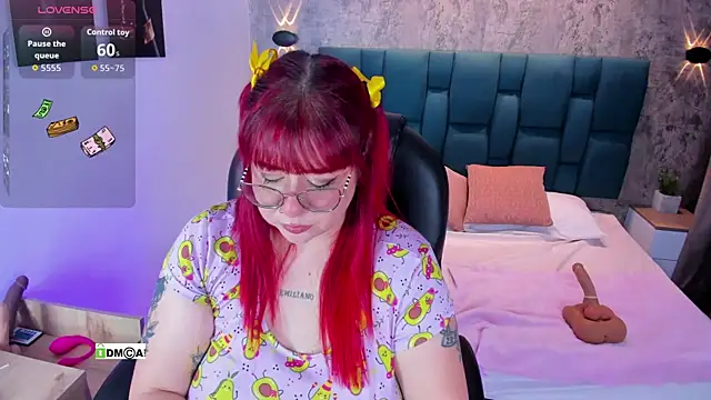 Bellavelvet 1 online show from December 3, 2025, 4:53 am