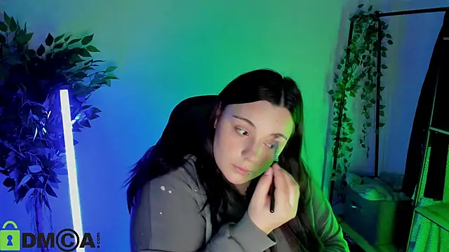 Snapshot of Mia_R0ss chatting on February 18, 2026, 11:11 pm Mia R0ss online show from February 18, 2026, 11:11 pm