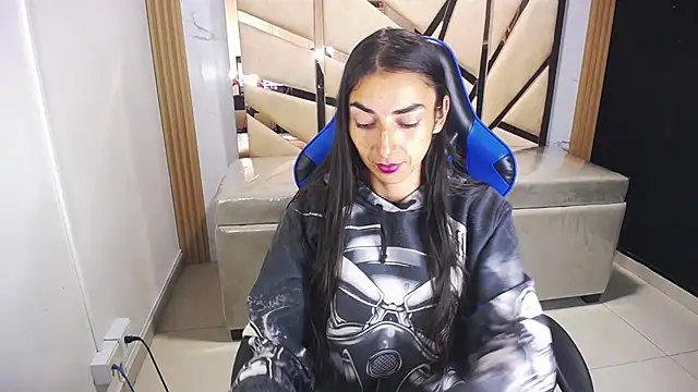 Snapshot of Maily_a_ chatting on January 7, 2026, 2:47 am Maily a online show from January 7, 2026, 2:47 am