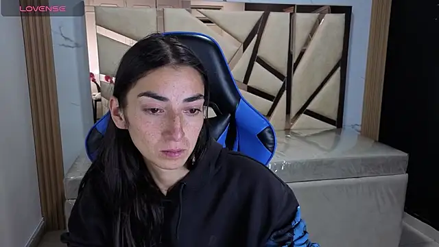 Snapshot of Maily_a_ chatting on February 13, 2026, 3:13 am Maily a online show from February 13, 2026, 3:13 am