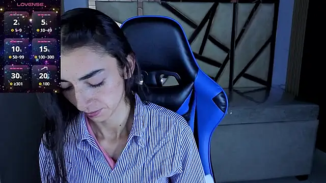 Snapshot of Maily_a_ chatting on February 15, 2026, 12:58 pm Maily a online show from February 15, 2026, 12:58 pm