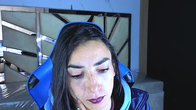 Snapshot of Maily_a_ chatting on March 22, 2026, 2:59 am Maily a online show from March 22, 2026, 2:59 am