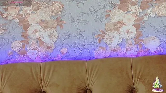 CoraVex online show from December 22, 2025, 5:04 am