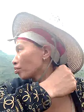 donna-bae online show from March 25, 2026, 9:59 am