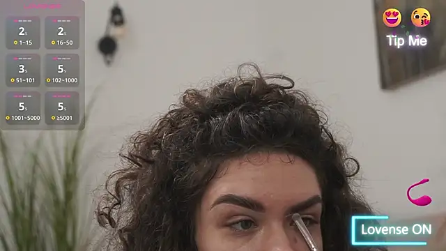 adisson fox online show from December 2, 2025, 7:14 am