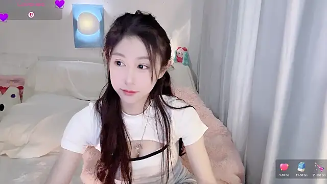 Snapshot of ai-ai-mi chatting on March 9, 2026, 1:37 pm ai-ai-mi online show from March 9, 2026, 1:37 pm