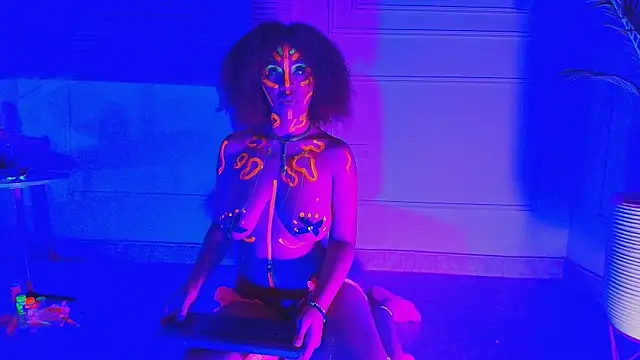 alessia moon1 online show from September 29, 2025, 12:32 pm