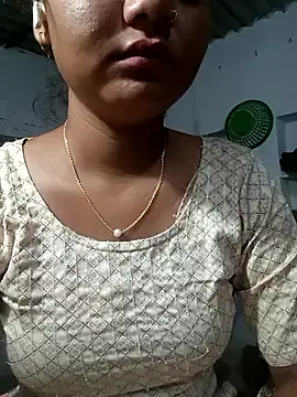 Snapshot of Hot_Shredha chatting on October 4, 2025, 1:42 pm Hot Shredha online show from October 4, 2025, 1:42 pm