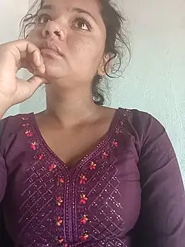 Snapshot of Hot_Shredha chatting on October 19, 2025, 2:56 am Hot Shredha online show from October 19, 2025, 2:56 am