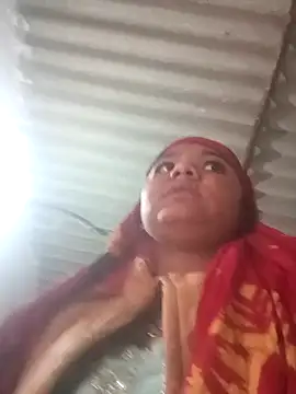 Snapshot of Hot_Shredha chatting on November 12, 2025, 1:17 am Hot Shredha online show from November 12, 2025, 1:17 am