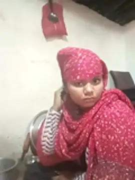 Snapshot of Hot_Shredha chatting on November 22, 2025, 2:10 am Hot Shredha online show from November 22, 2025, 2:10 am