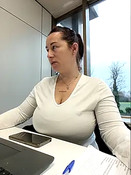 bichota85 online show from December 23, 2025, 9:07 am