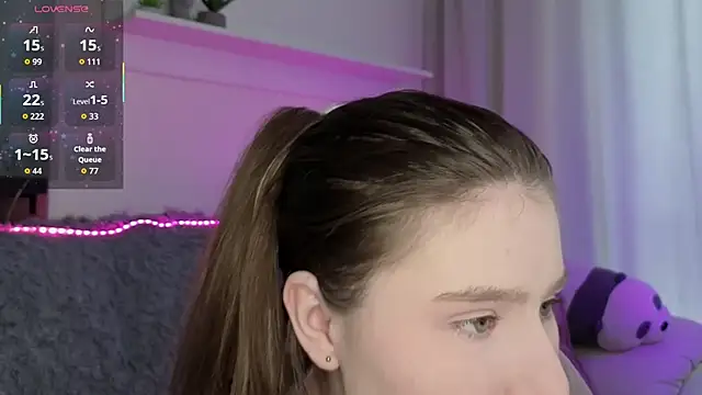  Lua   online show from March 25, 2026, 1:06 pm