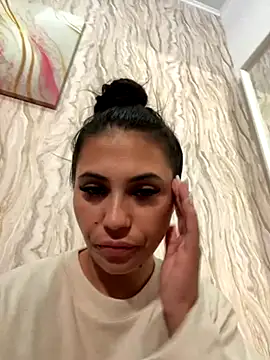 Snapshot of Sweet_Lya09 chatting on September 26, 2025, 4:05 am Sweet Lya09 online show from September 26, 2025, 4:05 am