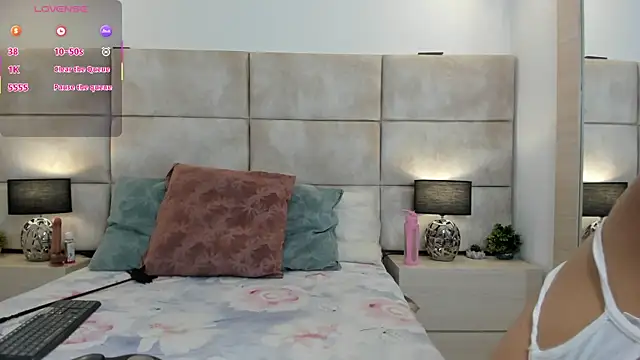 Snapshot of VioletaMarcelli chatting on January 11, 2026, 12:21 pm VioletaMarcelli online show from January 11, 2026, 12:21 pm