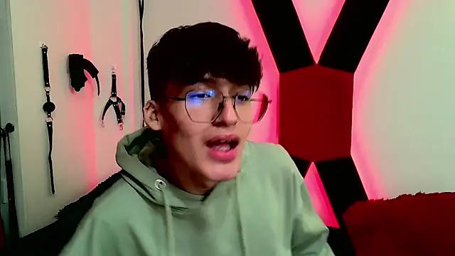 bellmontneon online show from November 11, 2025, 11:21 am