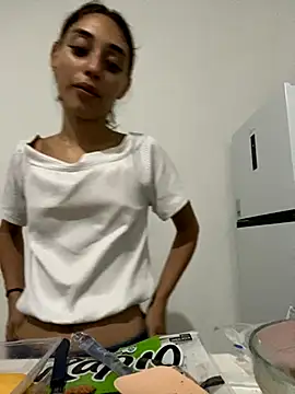 loirinhaaa online show from November 7, 2025, 10:10 pm