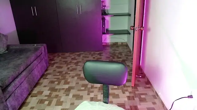 Gia Dior online show from February 7, 2026, 1:31 am